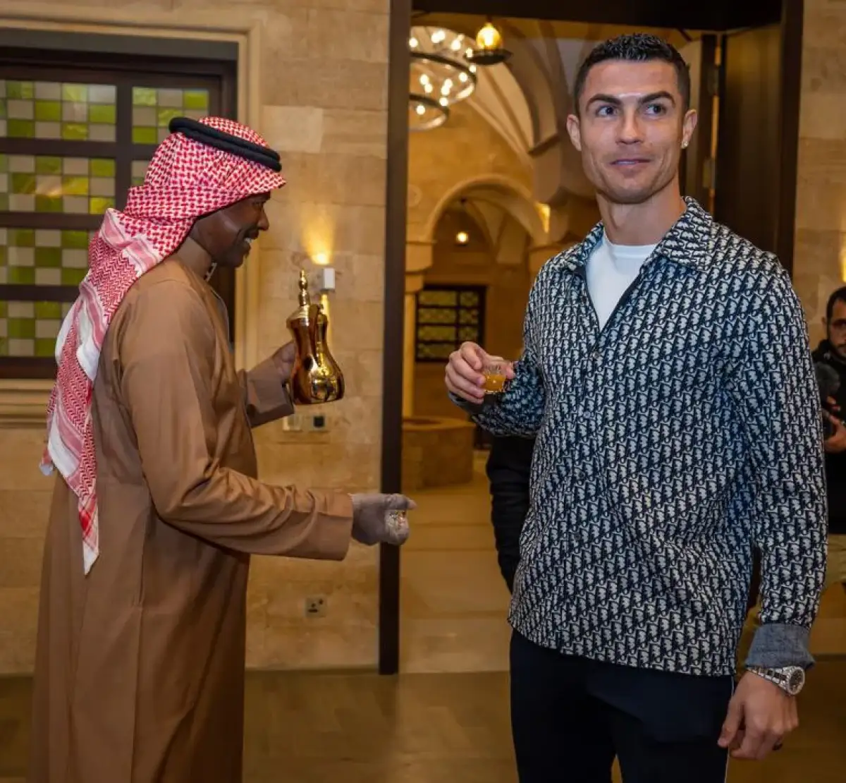 كواليس زواج رونالدو.. تفاصيل الاتفاقية المالية مع جورجينا التي تتداولها الصحف البرتغالية والإسبانية