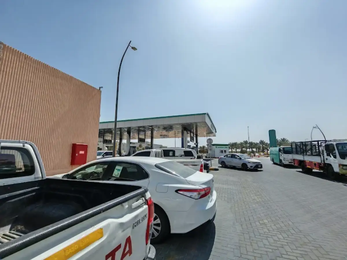 إكسبو 2030 يطال ساسكو.. إخلاء محطة وفندق على طريق الملك سلمان والتعويض قيد التفاوض